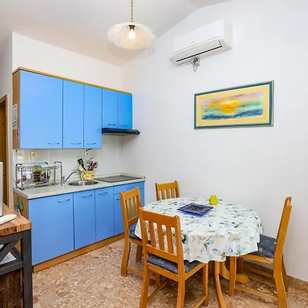 By The Sea - 25832 דירה